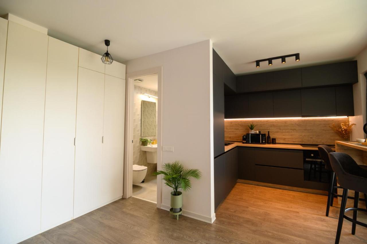 North Twin Apartamento Bucareste Exterior foto